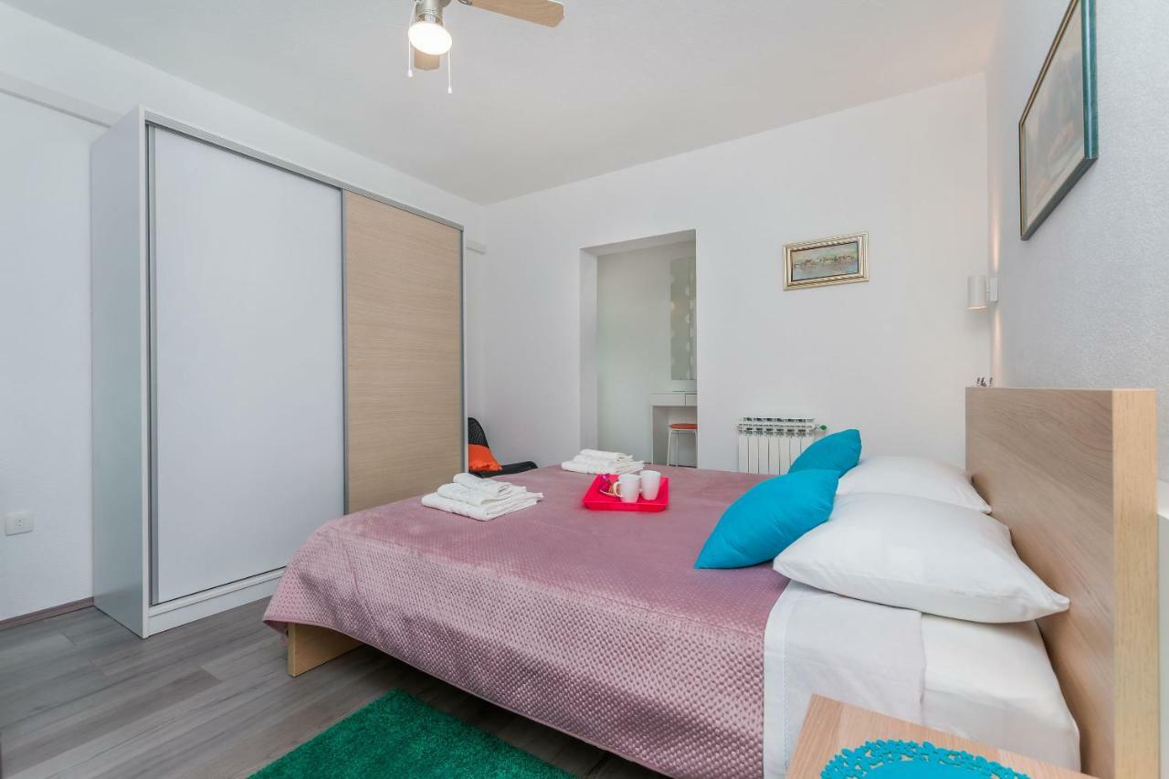 Apartment Adrian Omiš Extérieur photo
