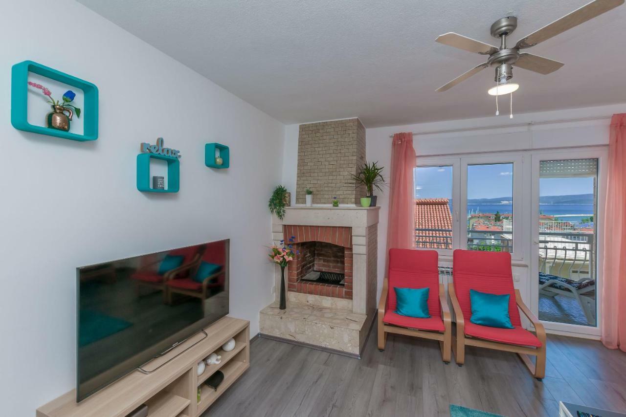 Apartment Adrian Omiš Extérieur photo