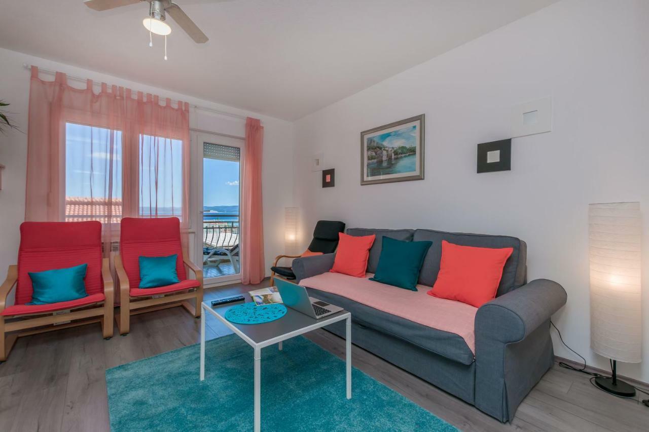 Apartment Adrian Omiš Extérieur photo